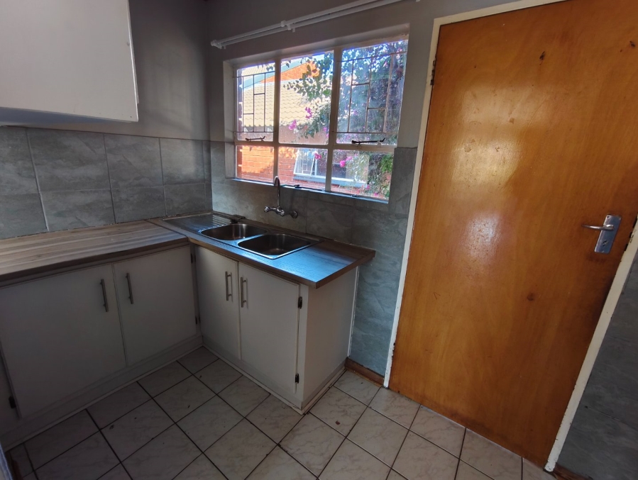 To Let 3 Bedroom Property for Rent in Langenhovenpark Free State
